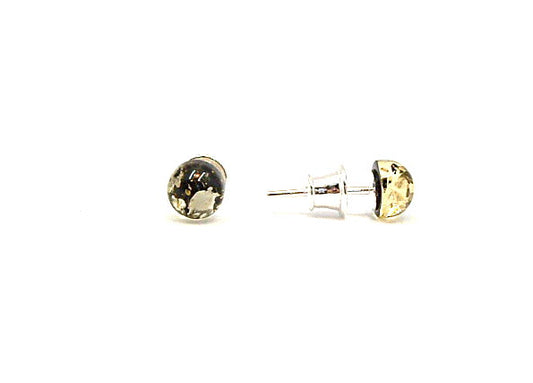 Amber stud earrings 6mm