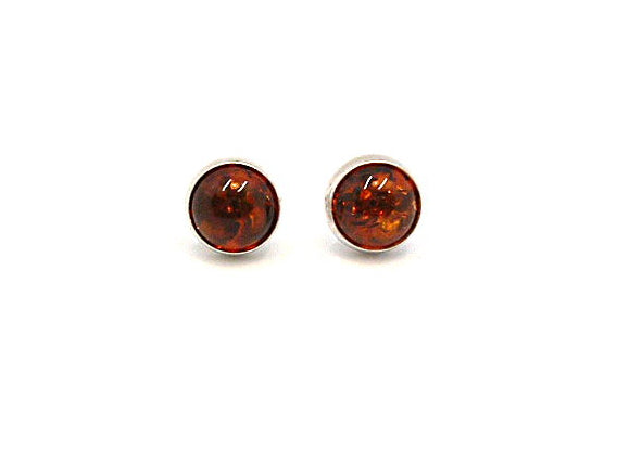 Amber stud earrings 9mm